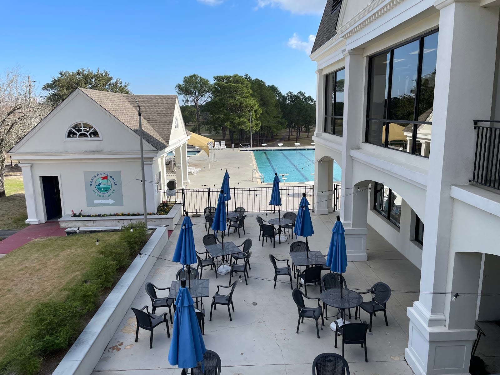 Oasis Bar & Grill