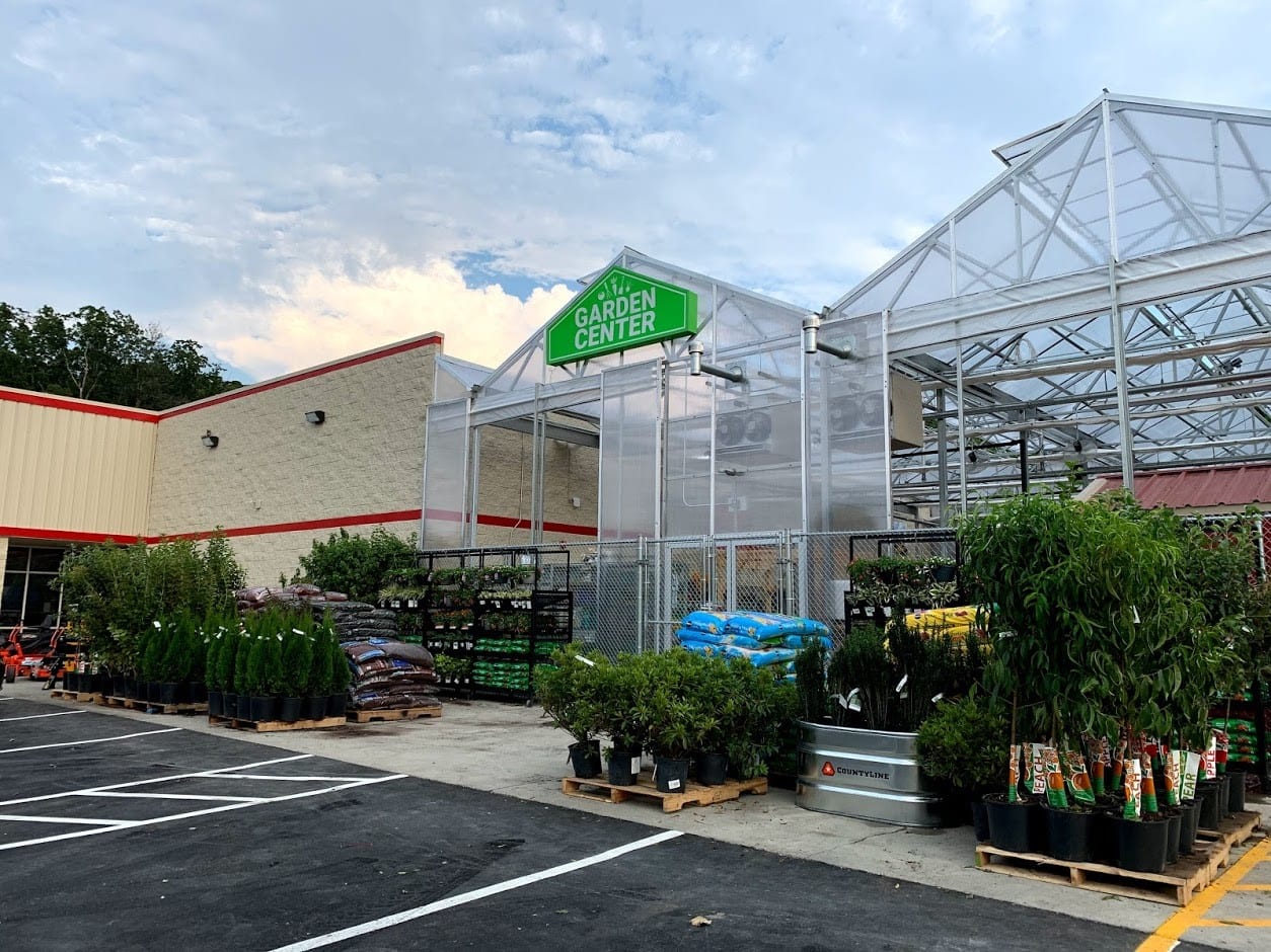 Garden Center at Tractor Supply, photo 2
