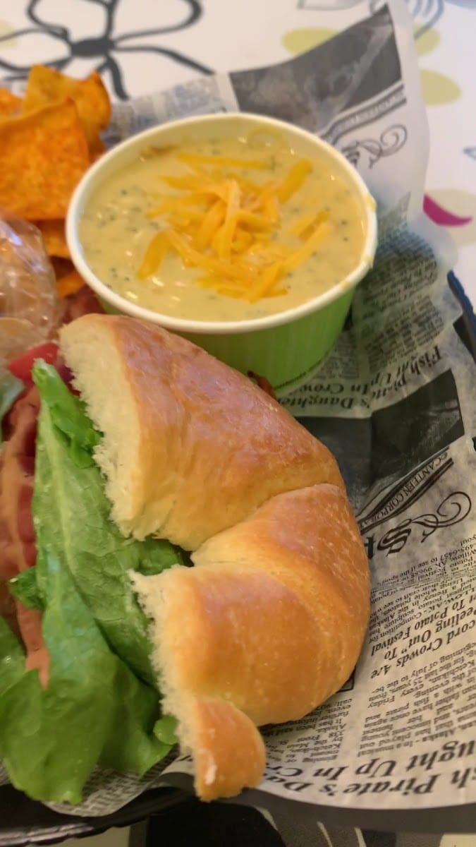 Chicken Salad Chick, photo 3