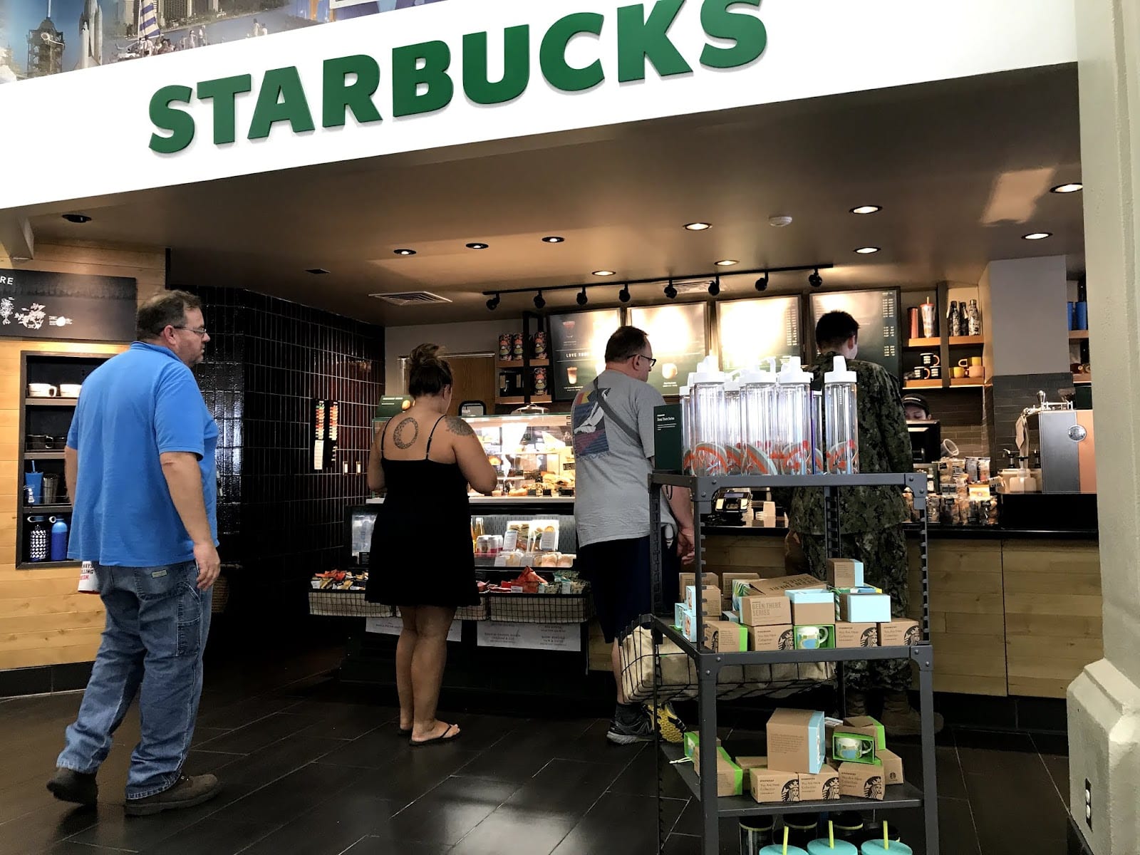 Starbucks, photo 2