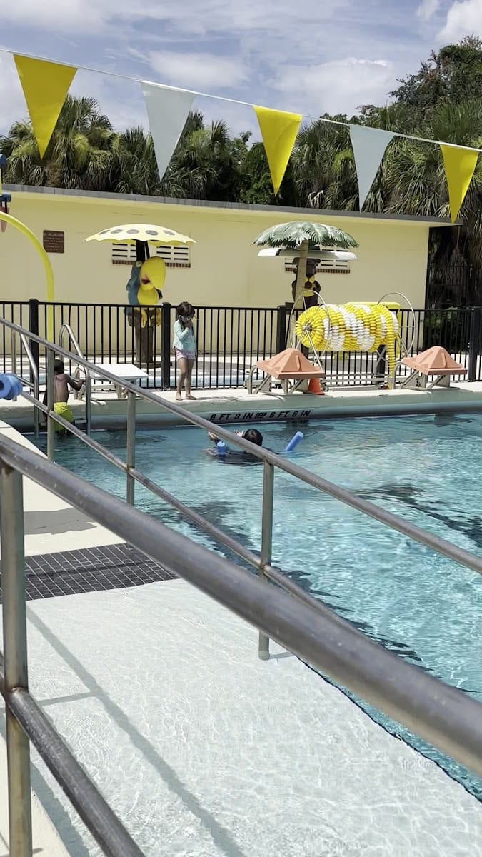 Cyrus Greene Center and Pool, photo 2