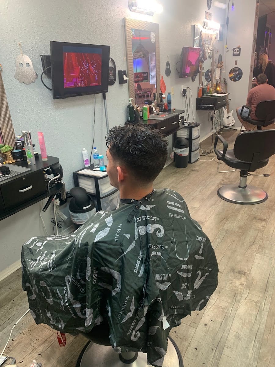 Ace of Fades Haircuts, photo 3
