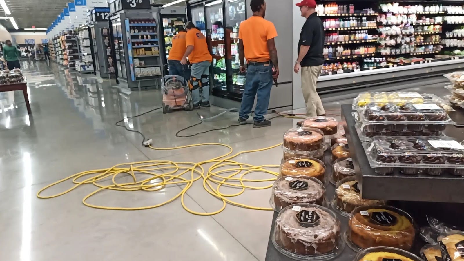 Walmart Supercenter, photo 3
