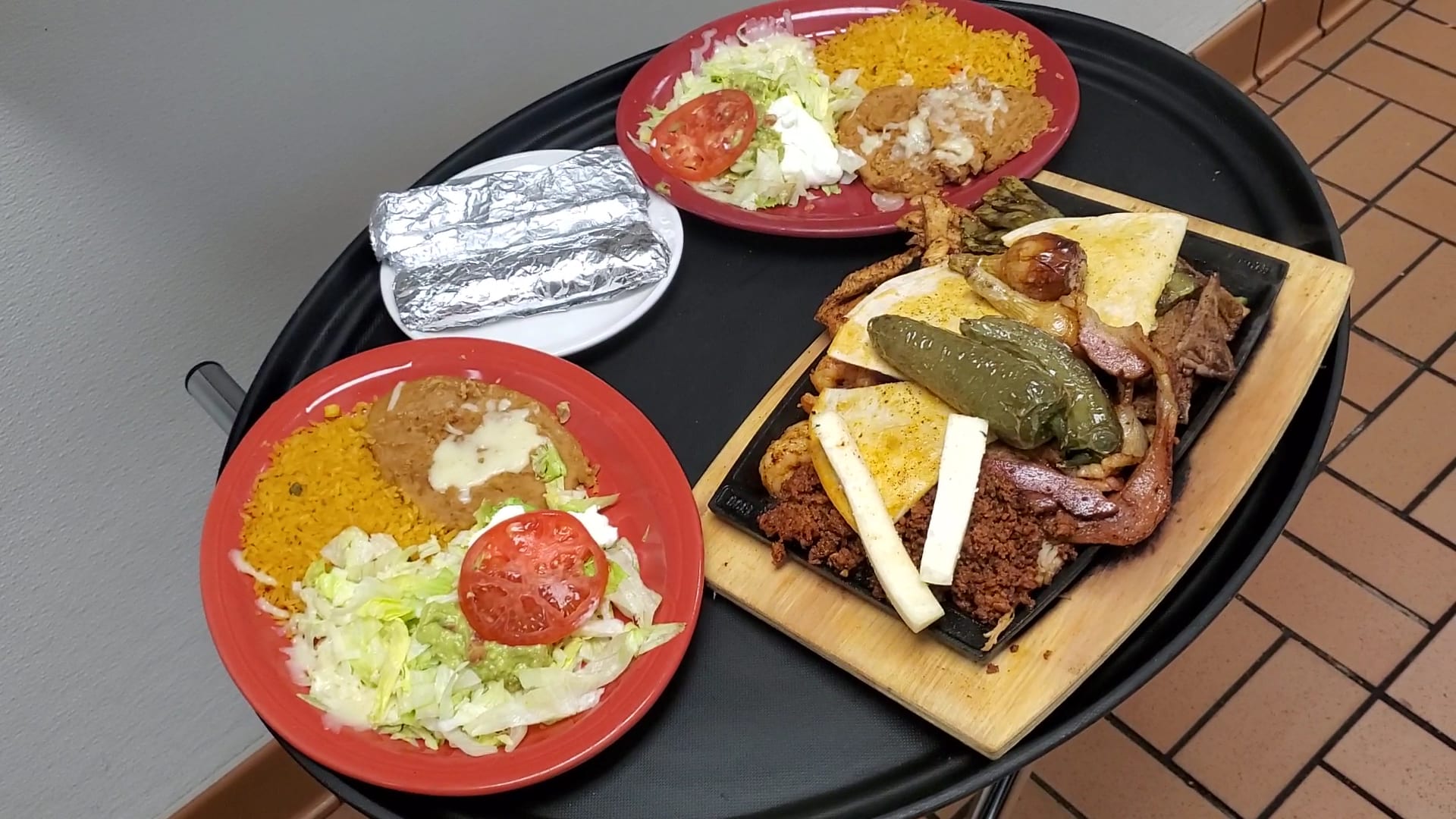 Los Mariachis Bar & Grill, photo 2