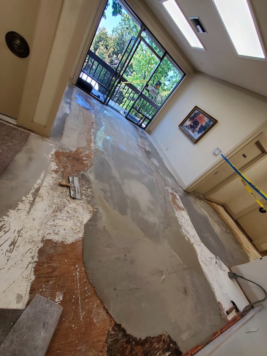 Luis Flooring, photo 3