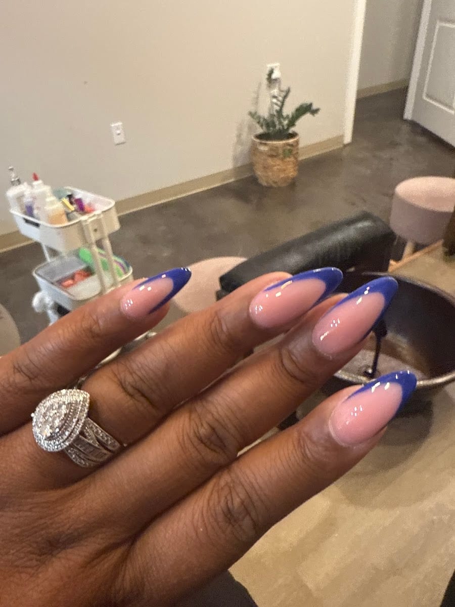 BLUSH NAIL AND SALON STUDIOS, photo 4