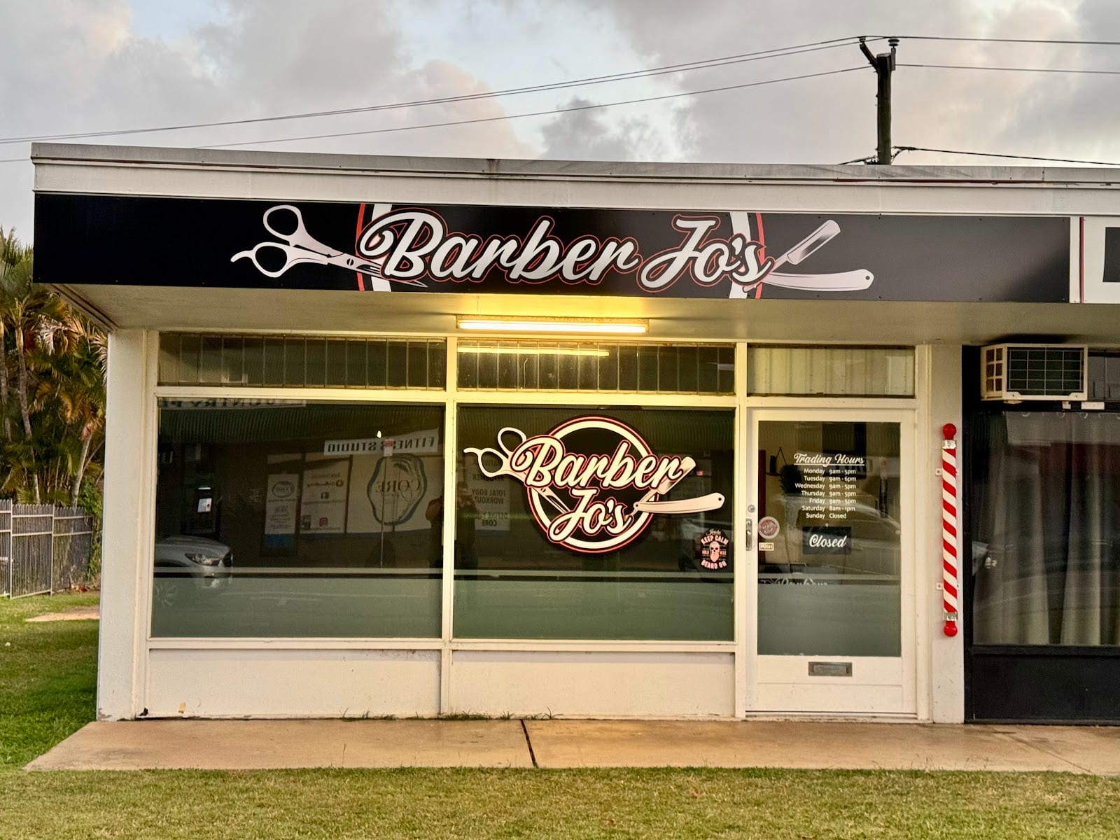 Barber Jo's by MadCutz