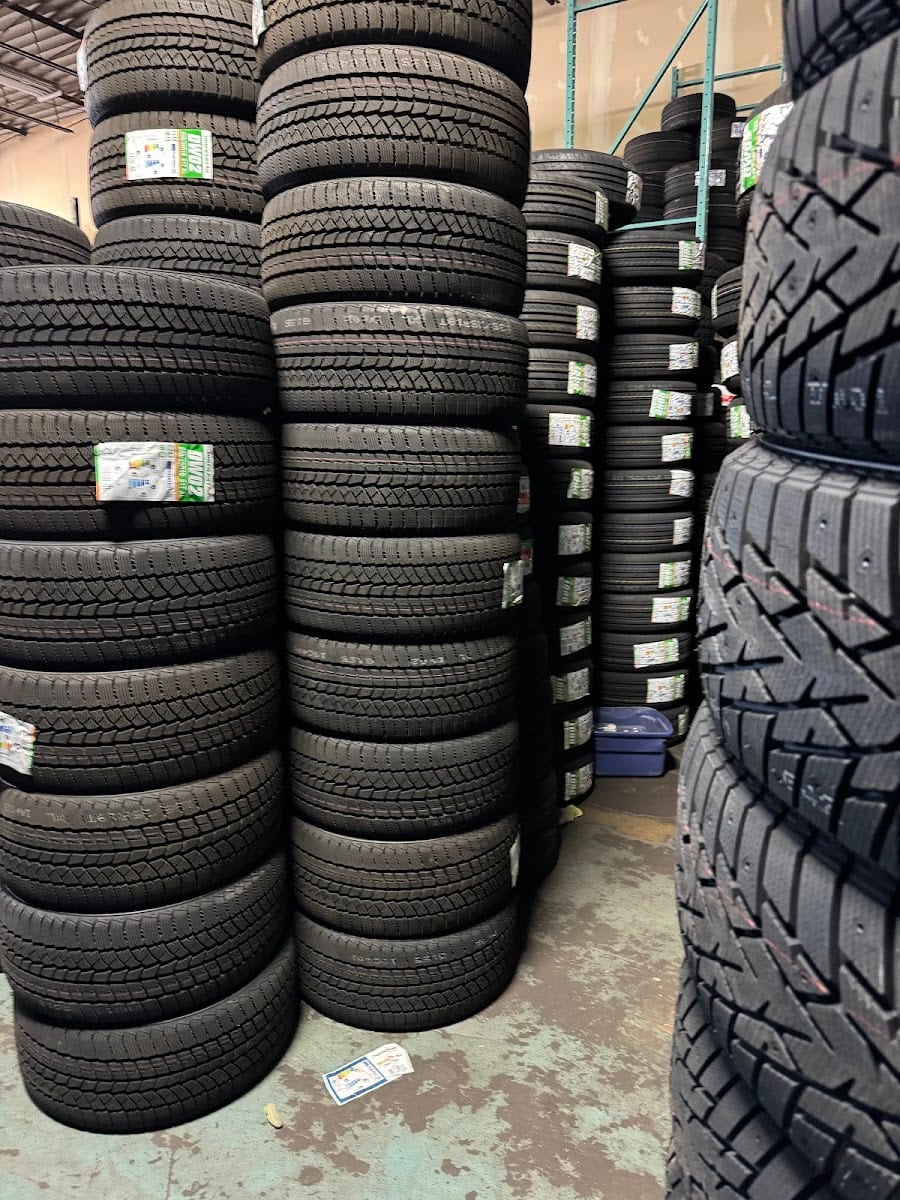 Mad Tire, photo 2