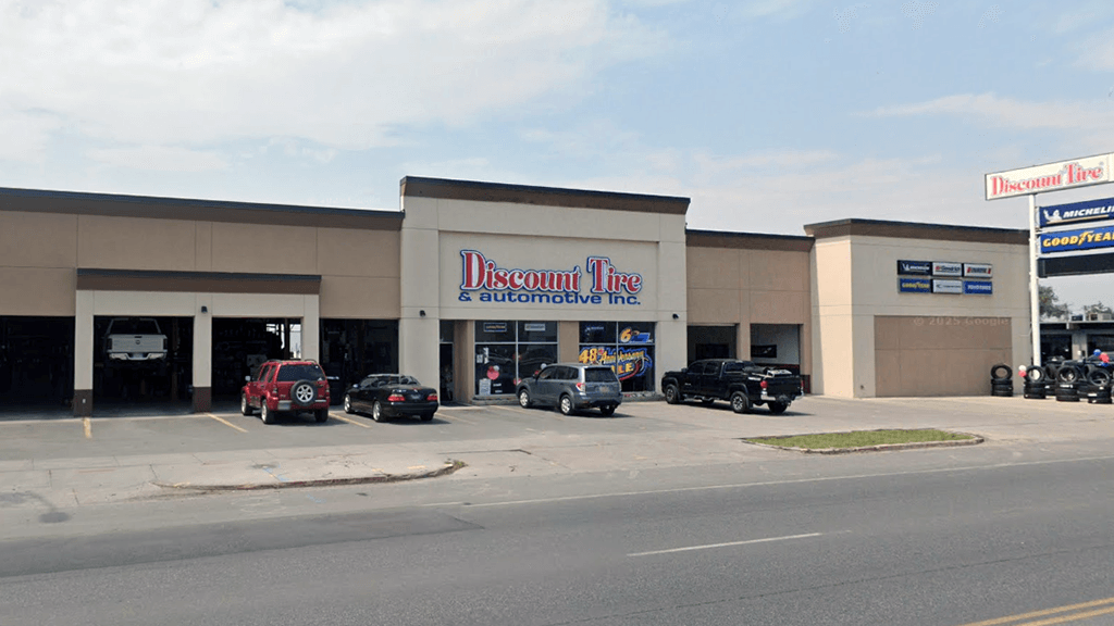 Discount Tire & Automotive, photo 2