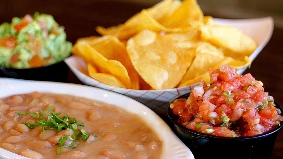 Frijoles & Frescas Grilled Tacos, photo 4