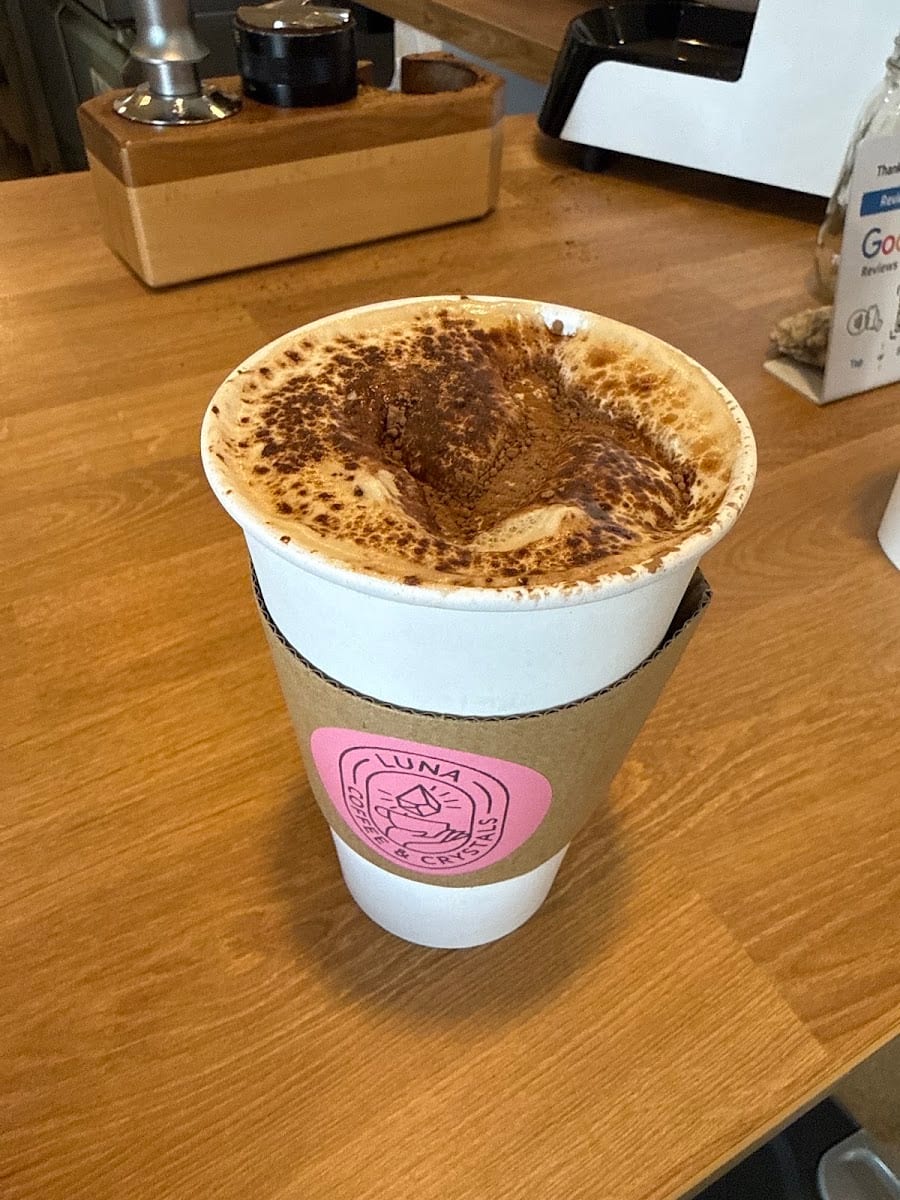 Luna coffee & crystals