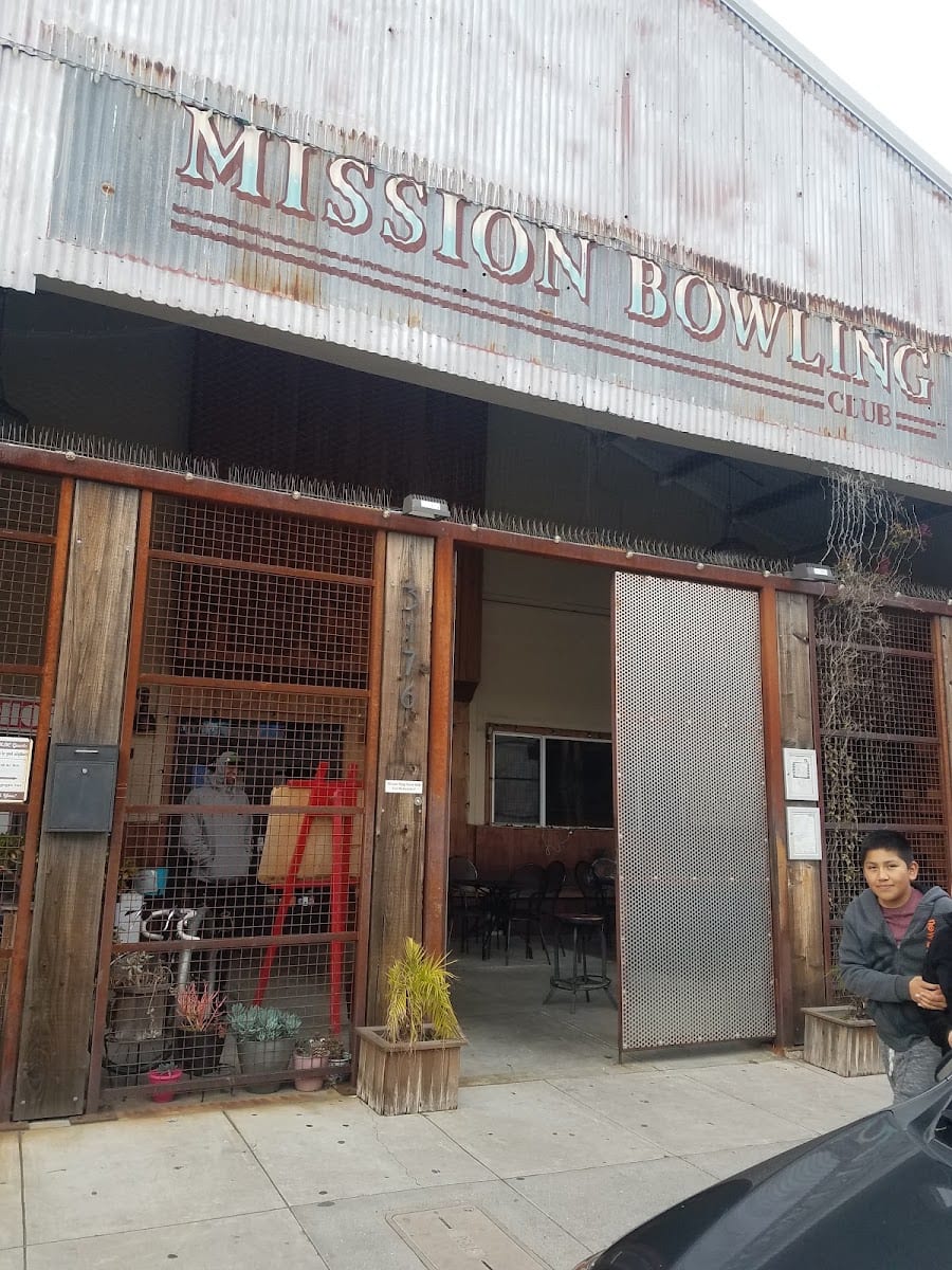 Mission Bowling Club