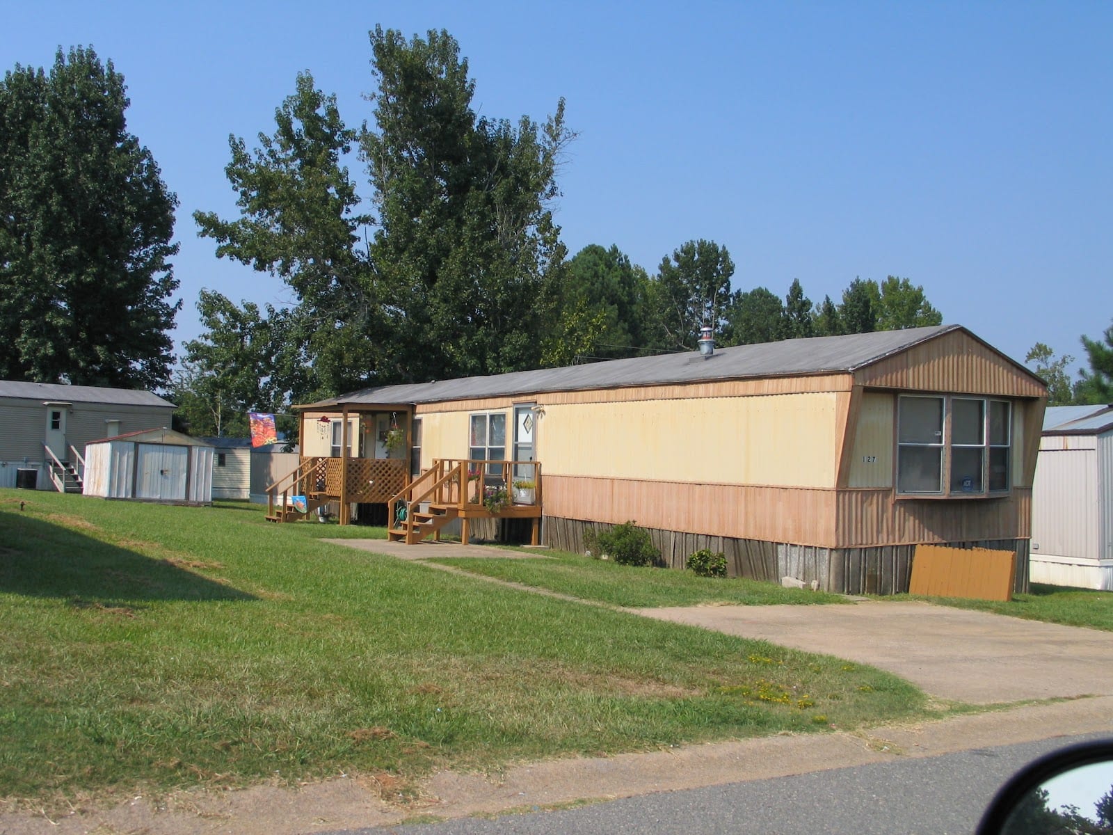 Whispering Hills Mobile Home Park, photo 2
