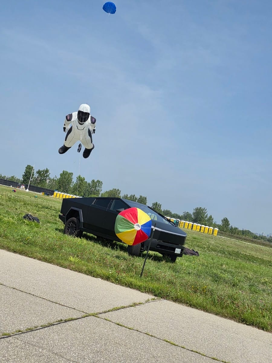 Hangar 5, YZD