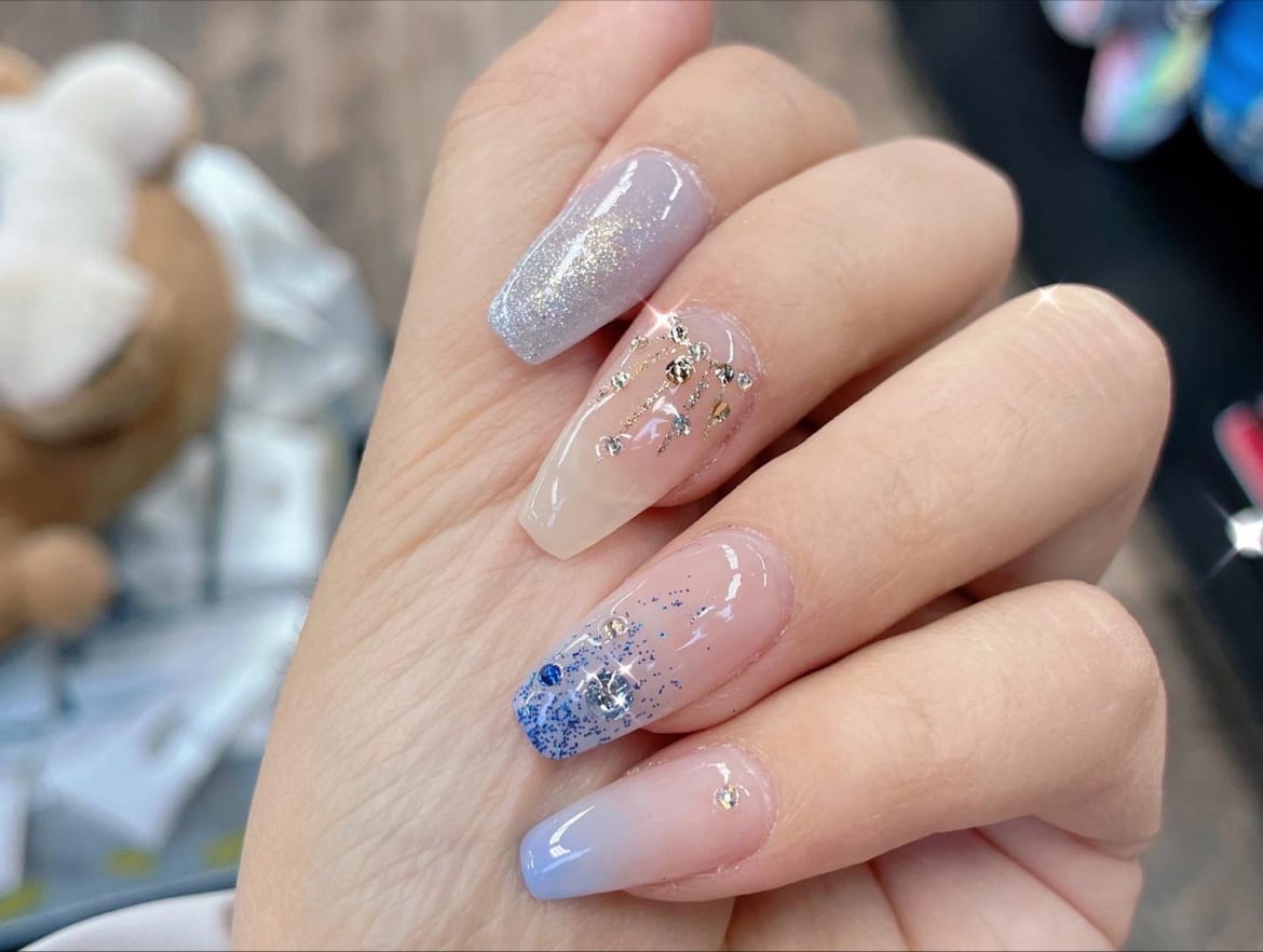 Bunny nails