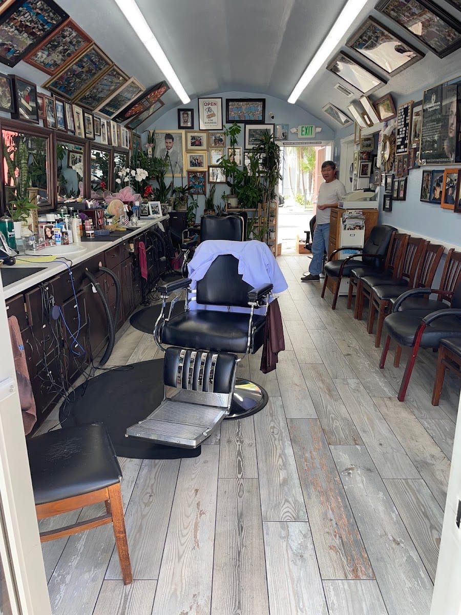 Sunny's Barber Shop, photo 3