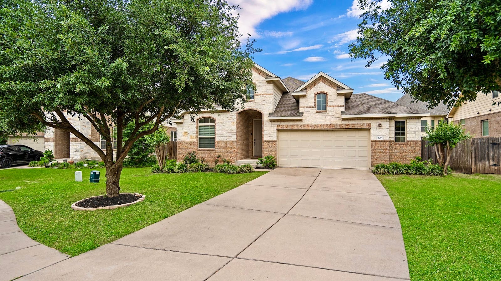 Yana Wilson, REALTOR - Realty Texas, photo 2