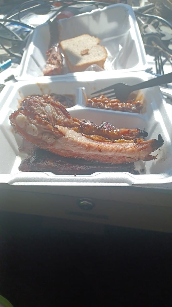 Papa & Queen's B-B-Q, photo 2