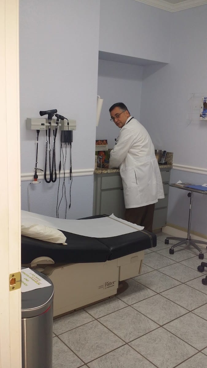Physicians For Care/Ramon Hugo Sanchez, M.D., PA, photo 4