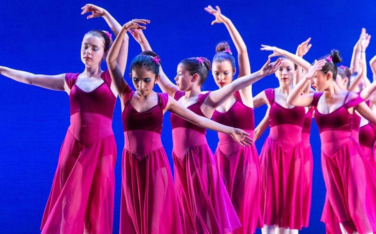MoBu Dance Studio