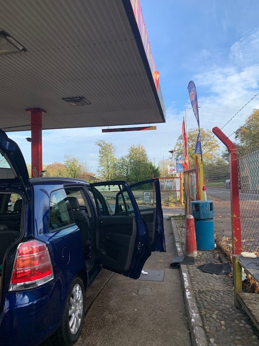 NR5 Hand Car Wash, photo 2