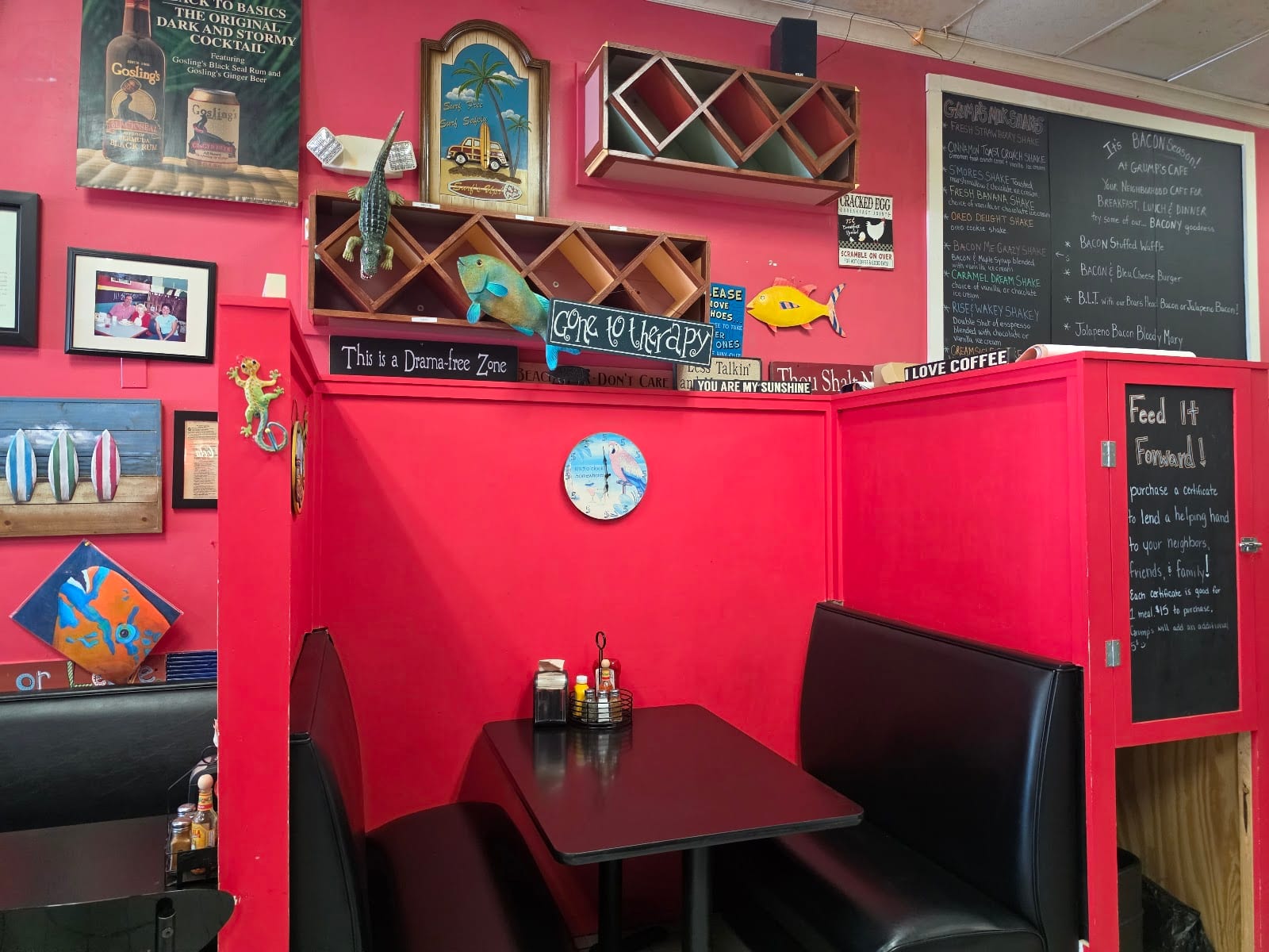 Grump's Cafe, photo 3