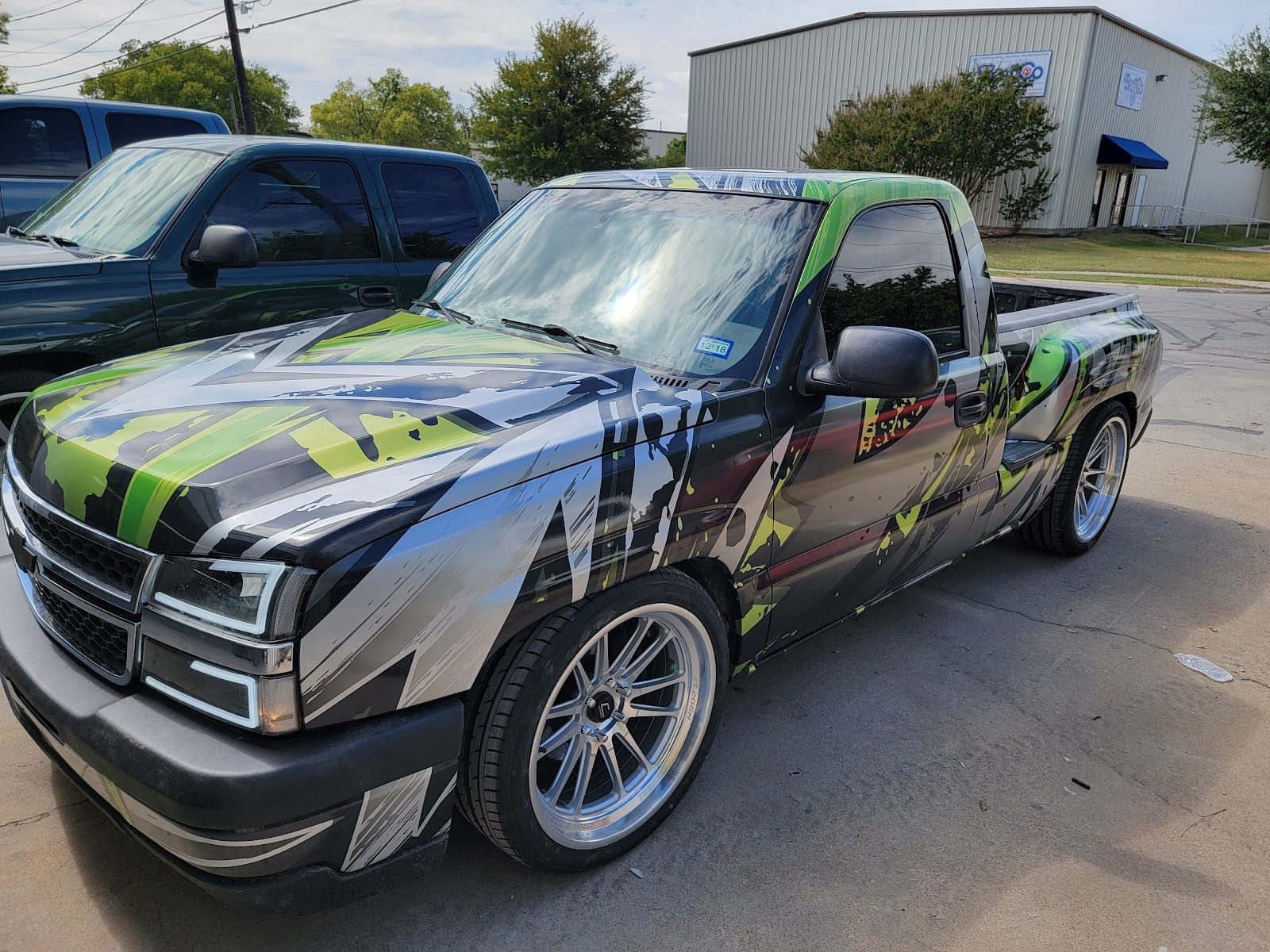 J.R's Automotive & Hail Repair