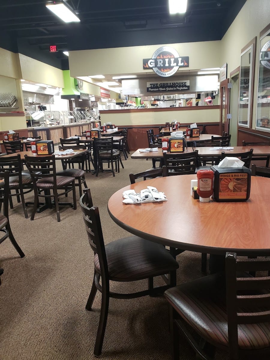 Golden Corral Buffet & Grill
