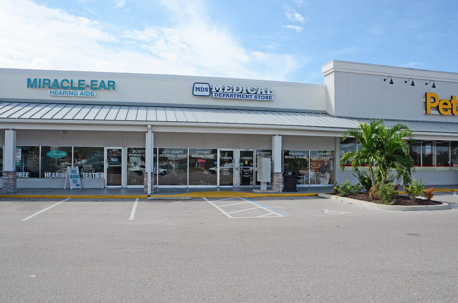 Medical Department Store, photo 2