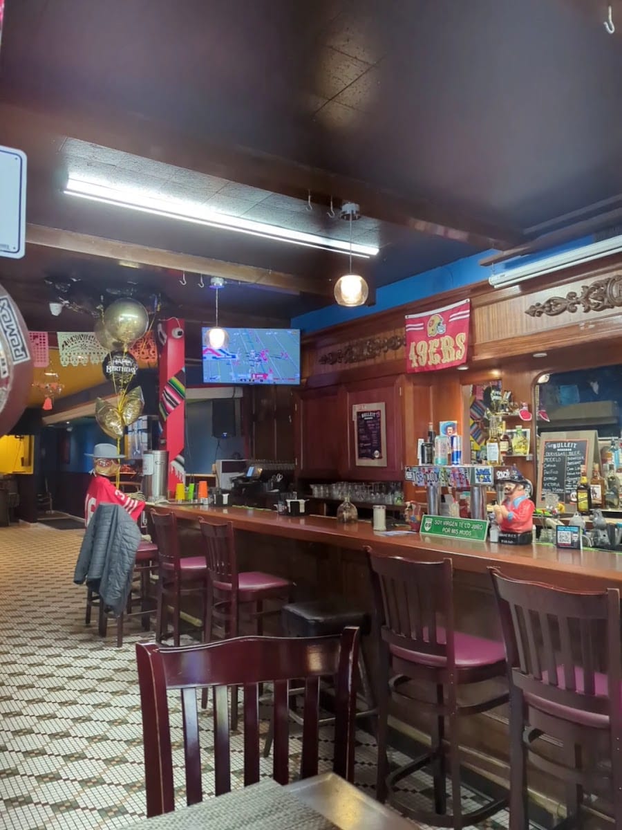 YOSSIE'S CANTINA, photo 3