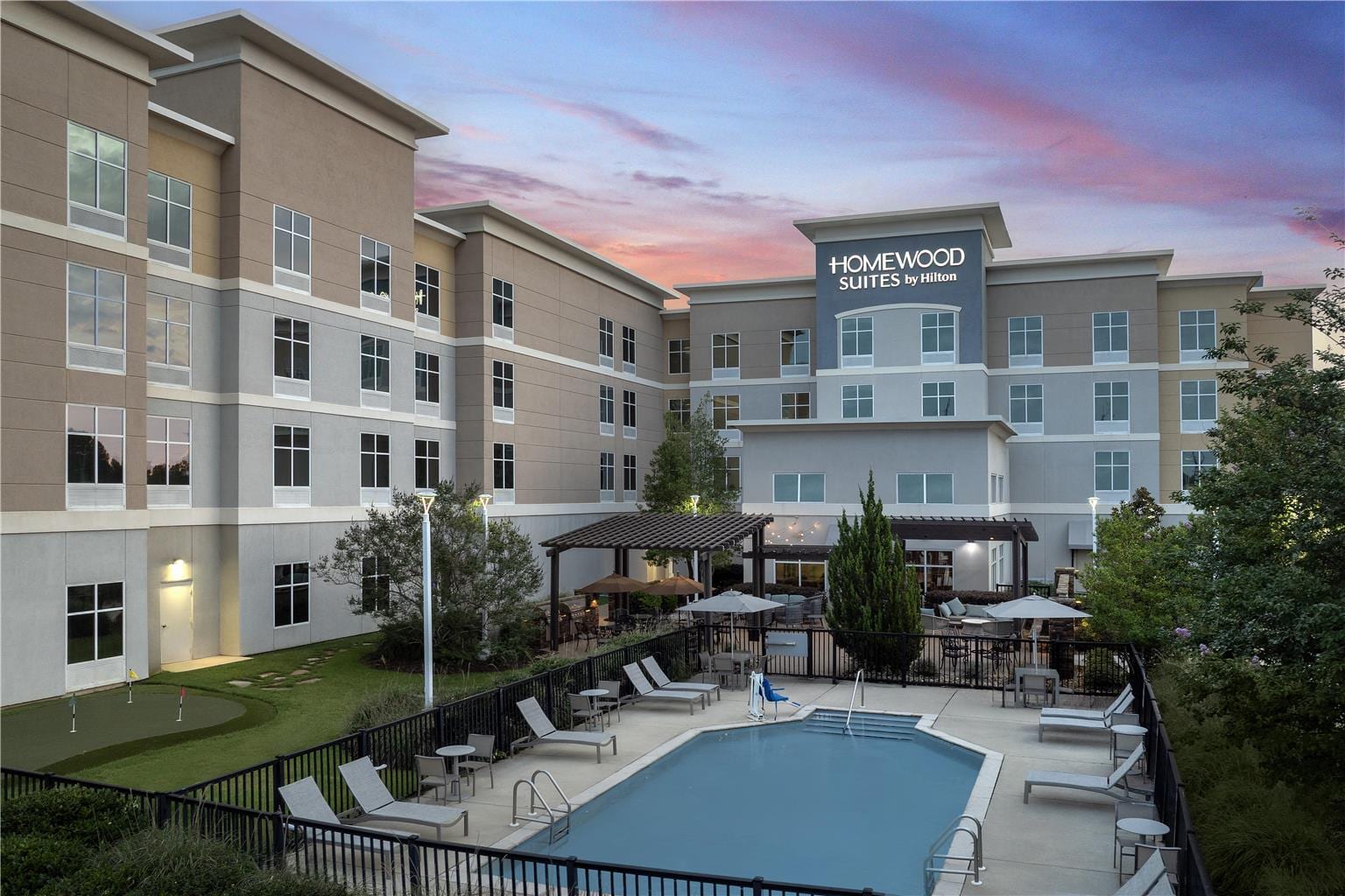 Holiday Inn Express & Suites Mobile - University Area by IHG, photo 3