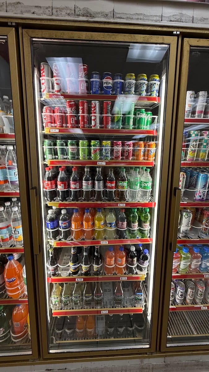 Qwik Mart, photo 2