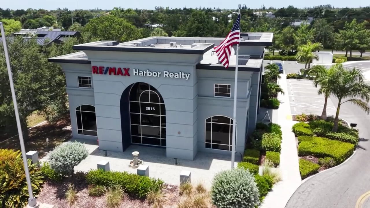 RE/MAX Harbor Realty, photo 3