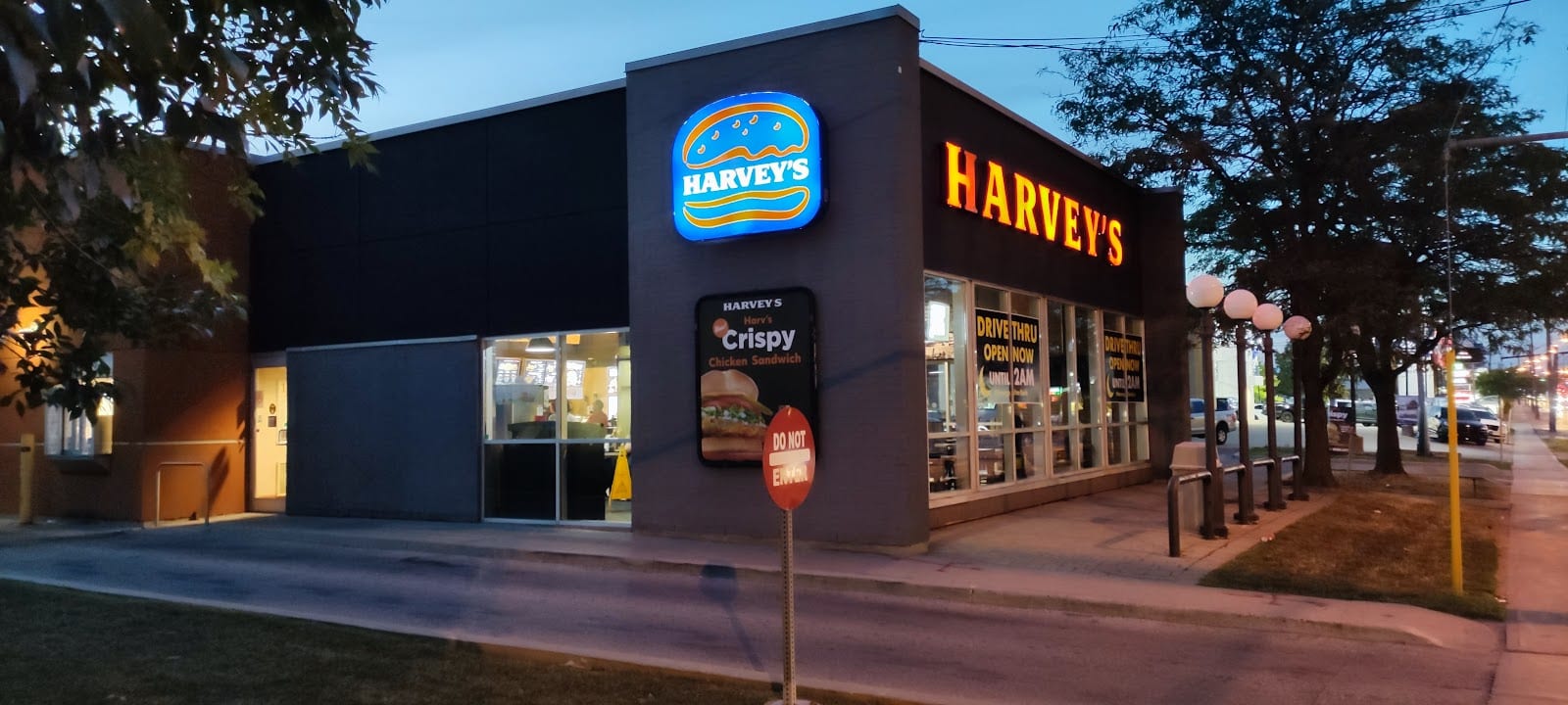 Harvey's, photo 2