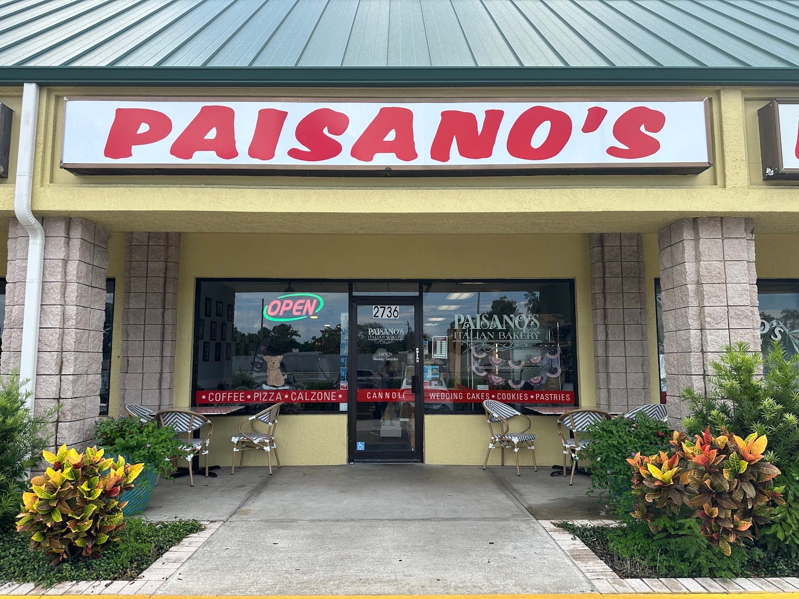 Paisano's Italian Bakery