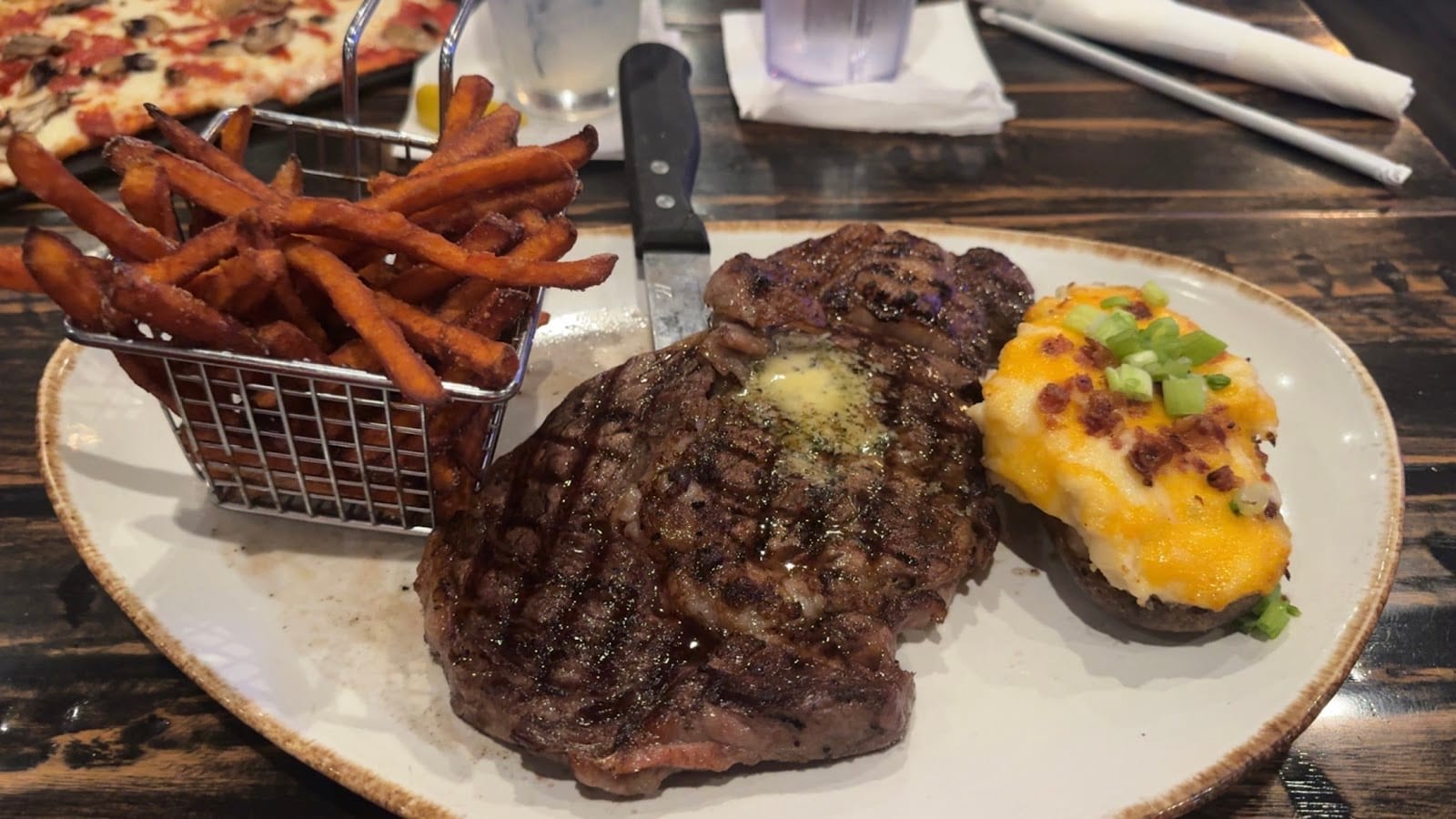 Ike's Woodfire Grill