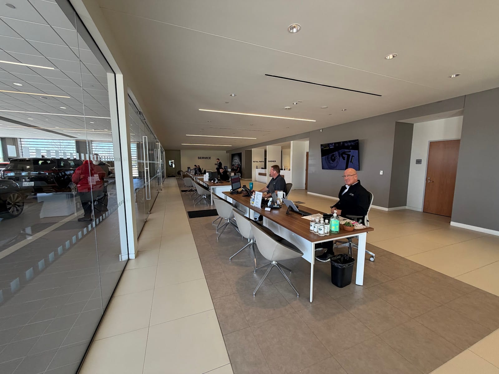 Land Rover Frisco Service and Parts Center, photo 4