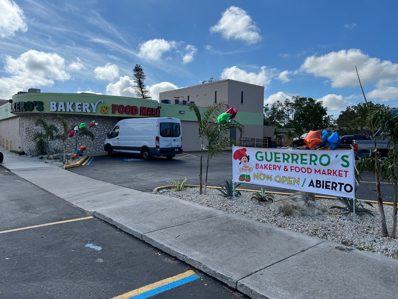 Guerrero's Bakery & Food Market