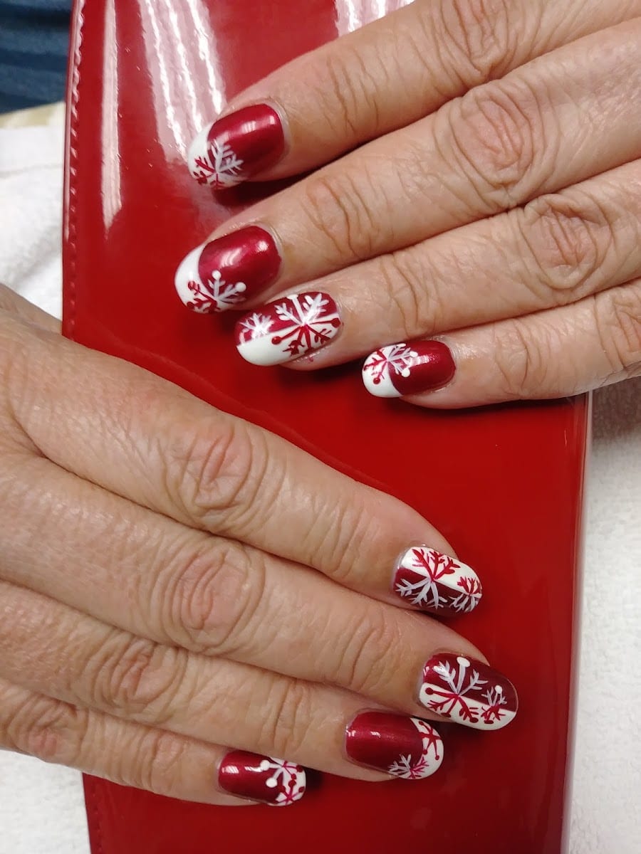 Nails by Tina & Tule @ The Salons