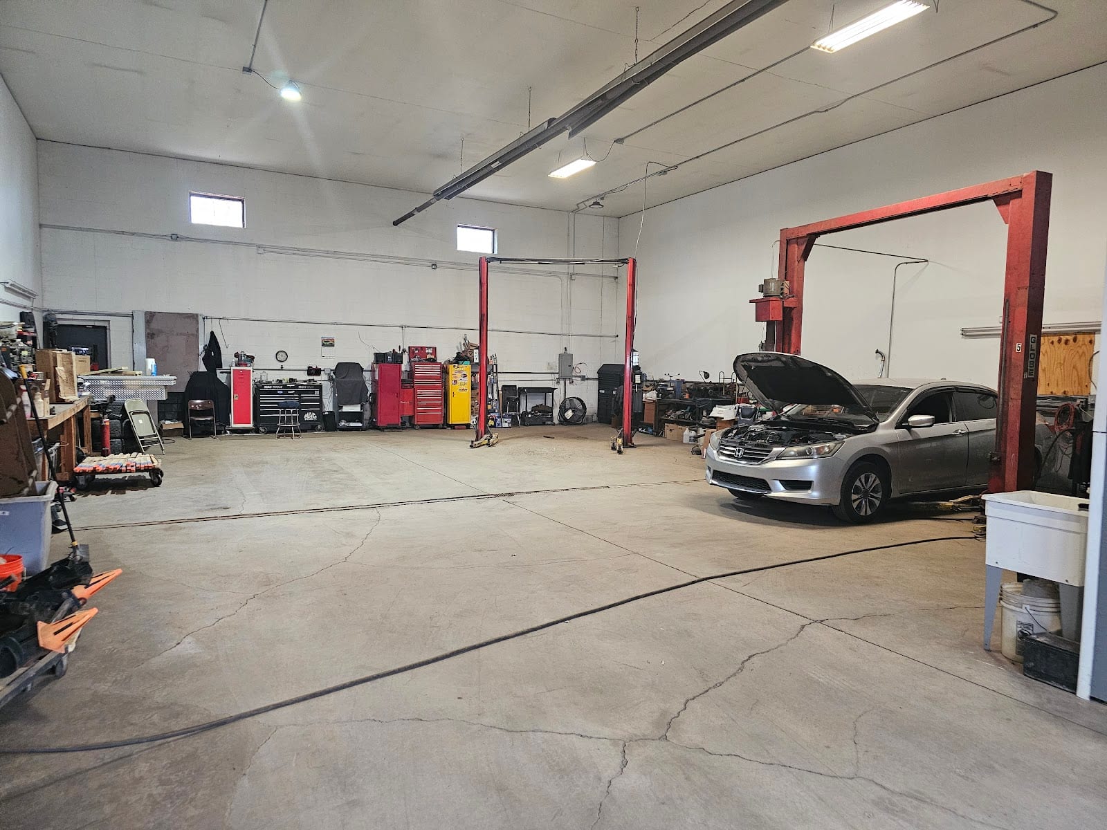 JWD Automotive Service Center