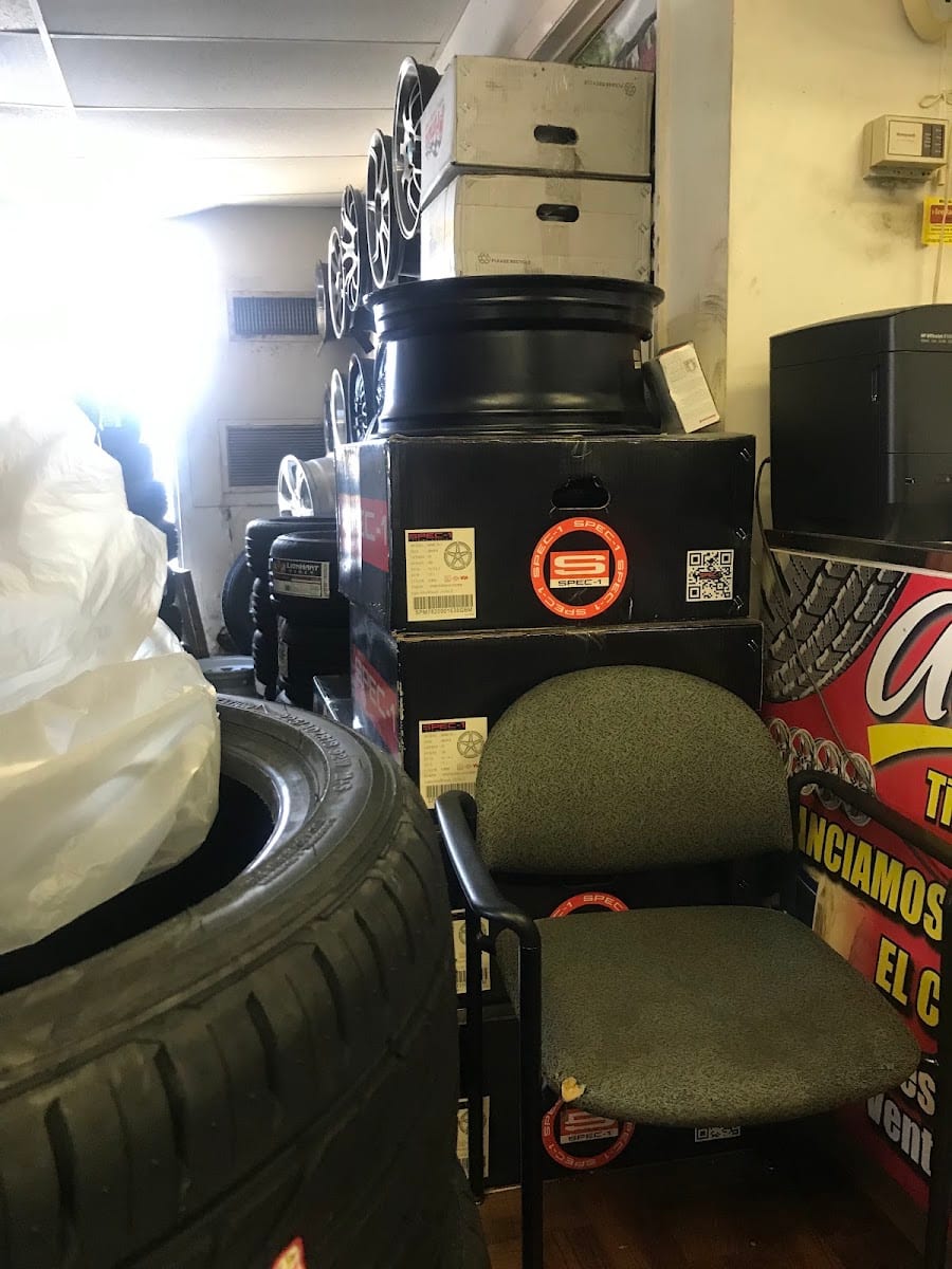 Alex Tire & Auto Repair Co, photo 3