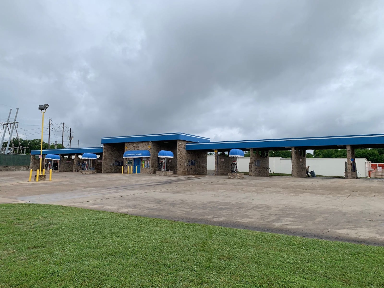Rosemeade Self-Service Car Wash