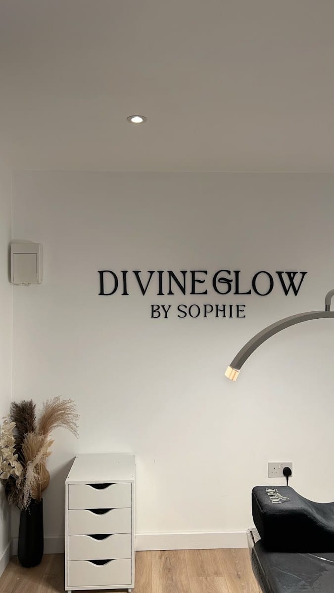 Divineglowbysophie, photo 3