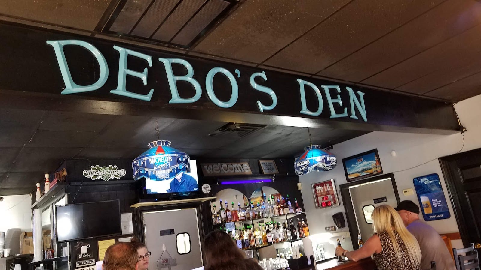 DEBO'S