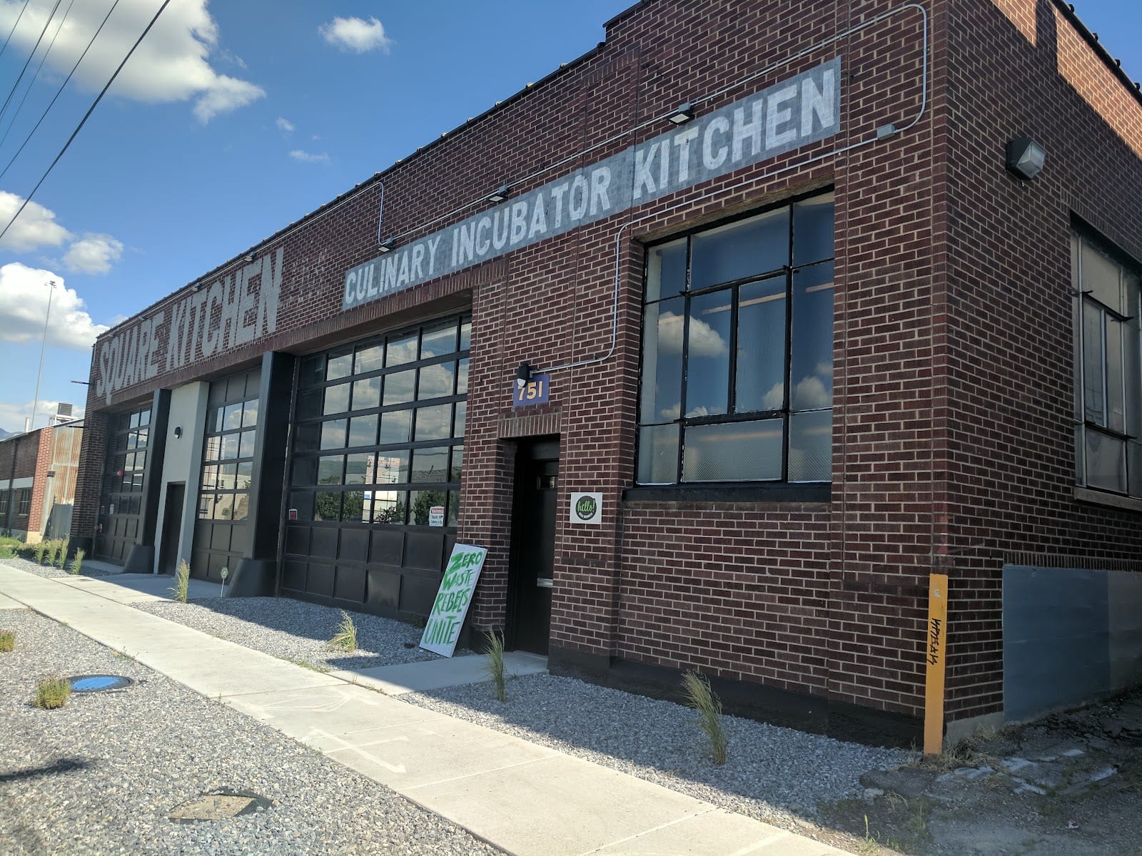 Square Kitchen, photo 3