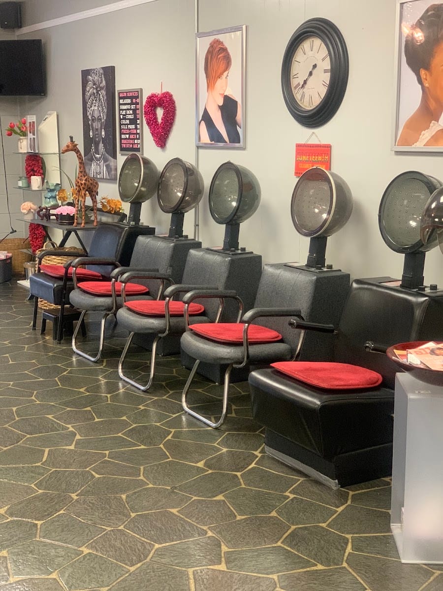 Natural Benefits Salon