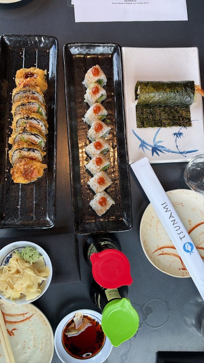 Tsunami Restaurant and Sushi Bar - Sugarhouse, photo 4