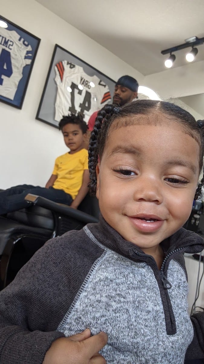 Qnic Cuts