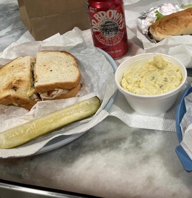 Danny's Deli Restaurant