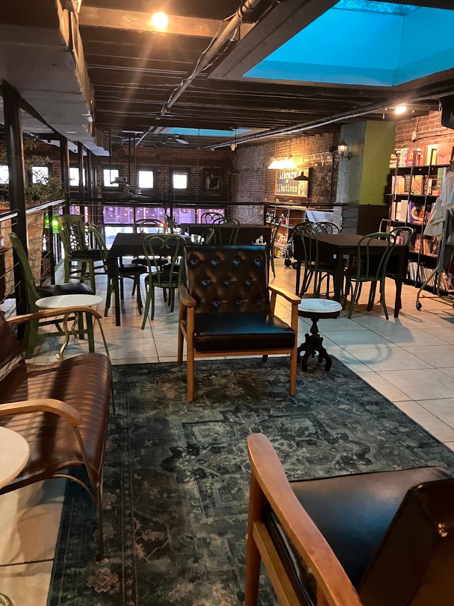 LARA - Apothecary Bar & Bazaar